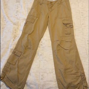 khaki cargo-pants